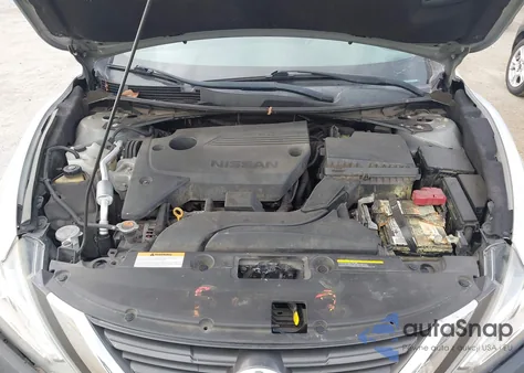 2017 Nissan Altima 2.5/2.5 S/2.5 Sl/2.5 Sr/2.5 Sv z USA, uszkodzony, nr VIN 1N4AL3AP5HN305748